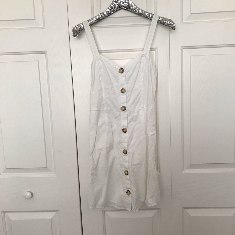 Abercrombie and Fitch White Button-up Dress M